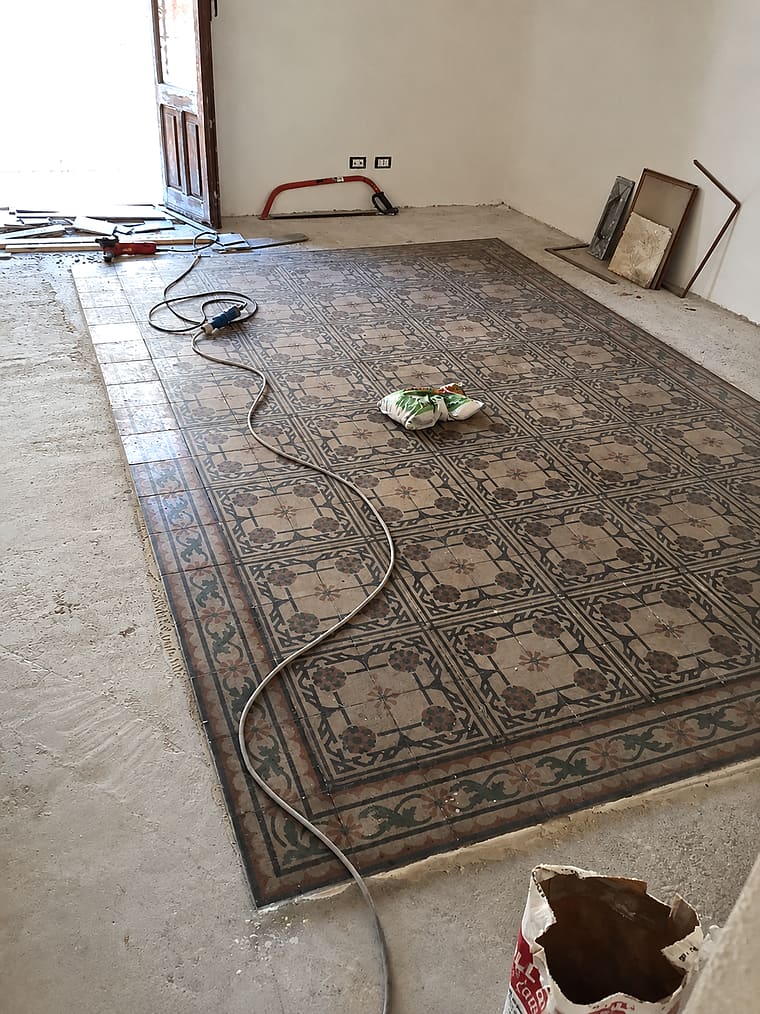 Pavimento storico in cementine